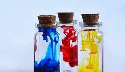 染料里面除了染料还有什么?